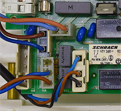 vk linea 24 e90944 pcb bottom left.jpg